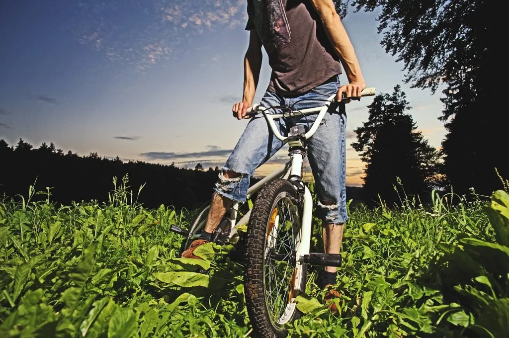 Esplorazione a piedi o in bicicletta