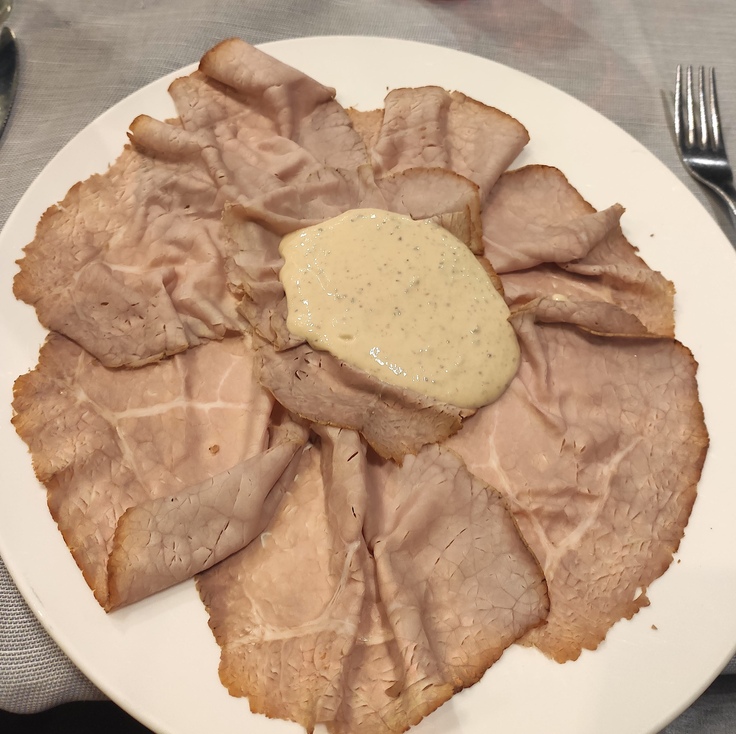 Vitello tonnato